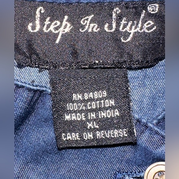 denim midi dress - Picture 3 of 3